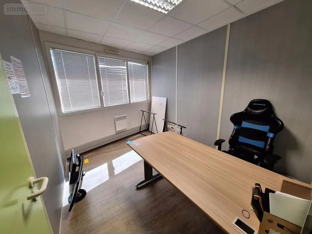 Location fonds et murs commerciaux Saint-Malo 35400 Ille-et-Vilaine 35 131 m2 1775 euros 35084-L363 007
