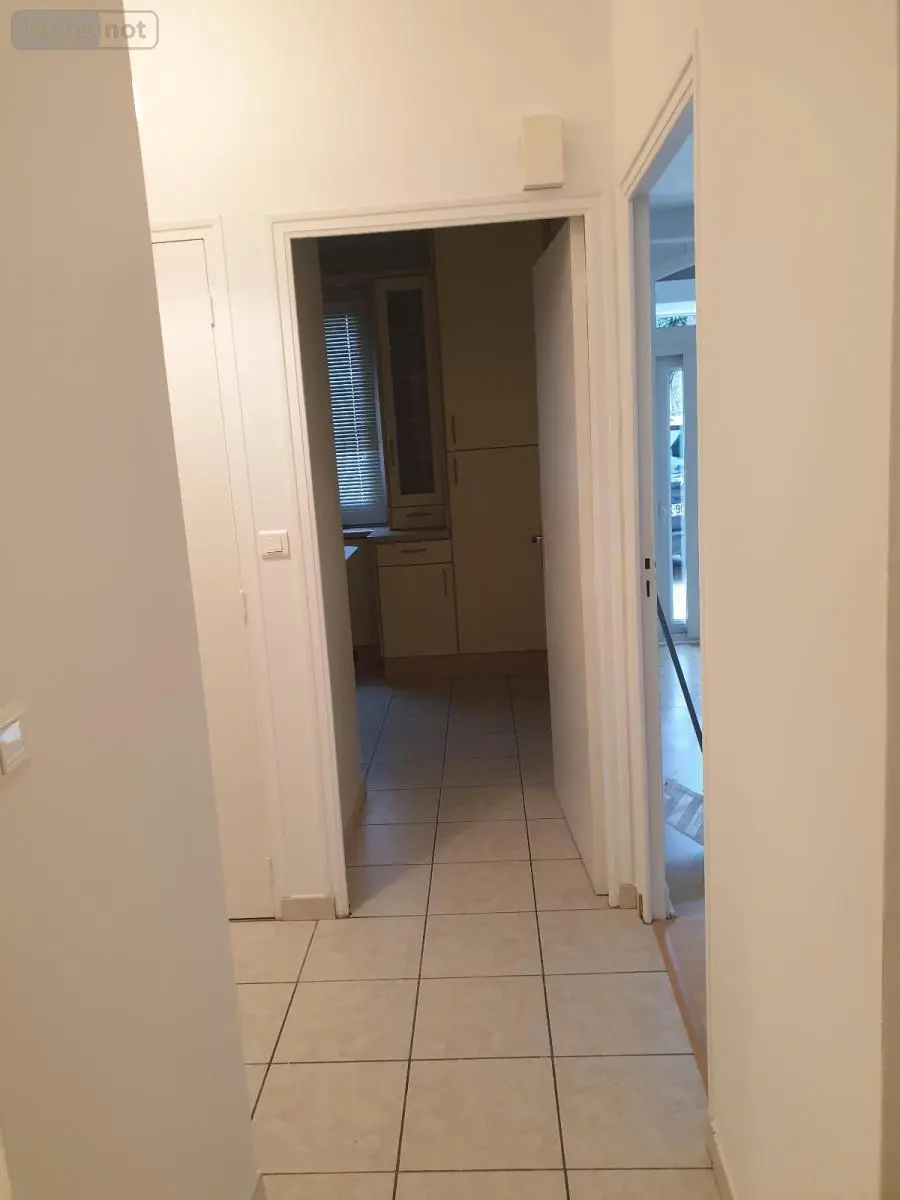 Appartement a vendre Carhaix-Plouguer 29270 Finistère 29 67 m2 3 pièces 116050 euros 29064-2777 009