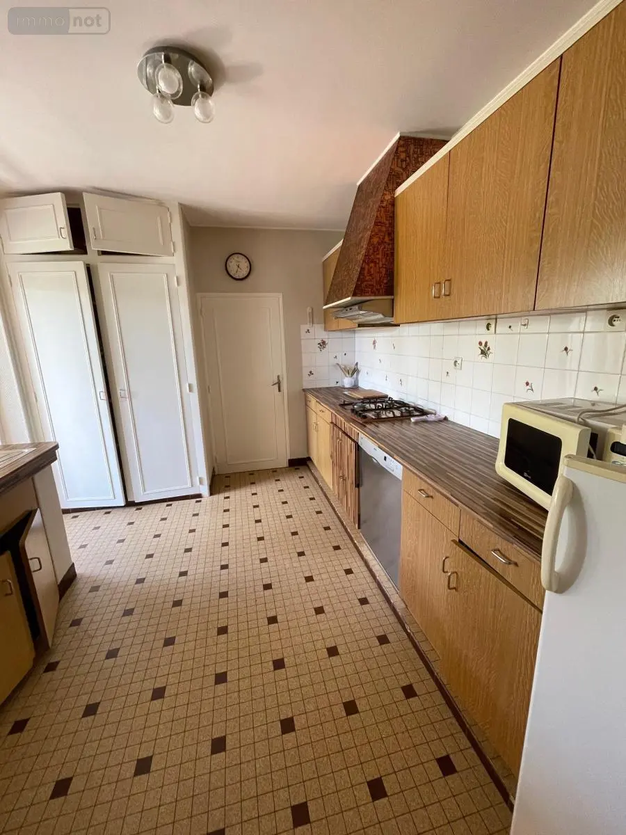 Maison a vendre Toutlemonde 49360 Maine-et-Loire 49 176 m2 5 pièces 136500 euros 49055-31 005