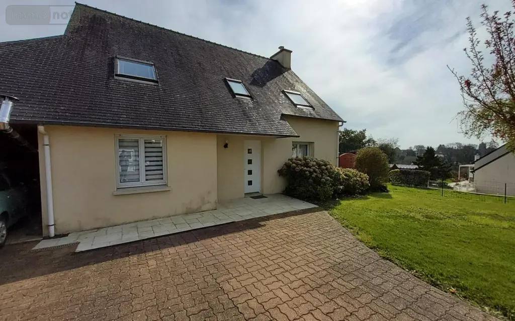 Maison a vendre Carhaix-Plouguer 29270 Finistère 29 130 m2 6 pièces 299250 euros 29066-3832 015