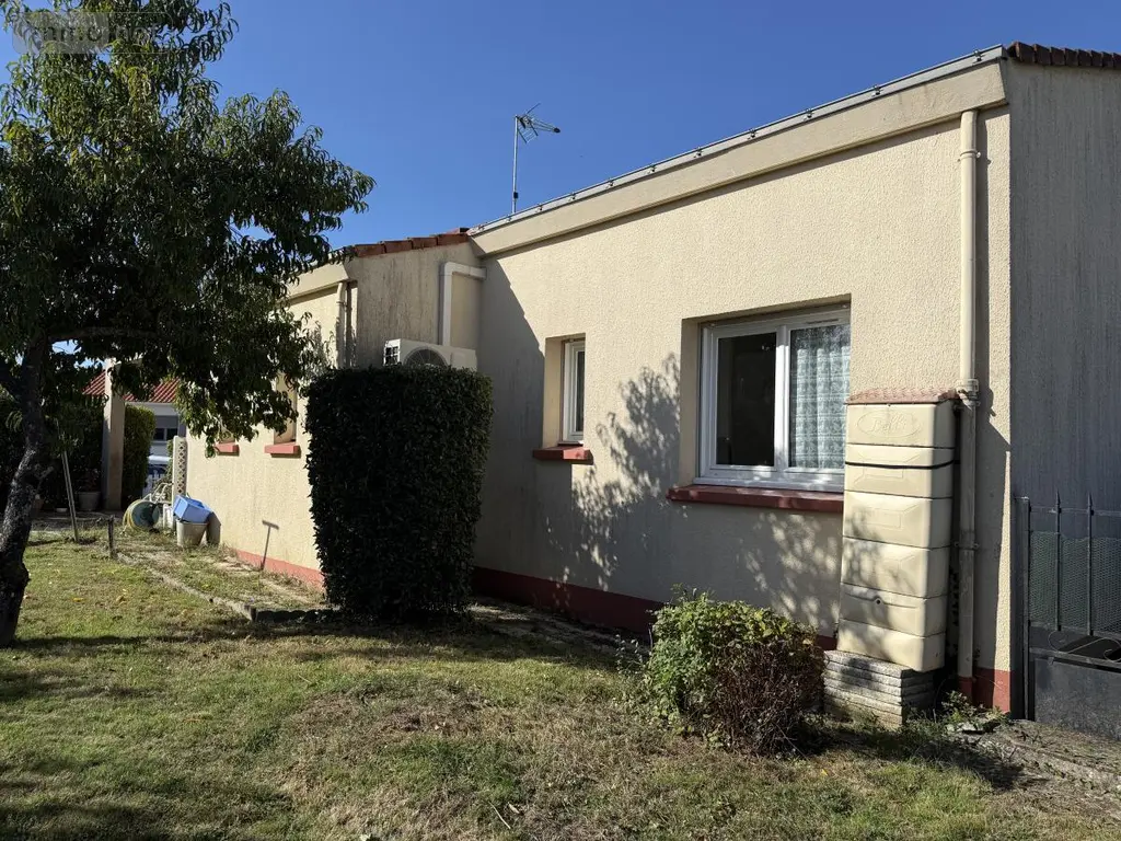 Maison a vendre La Jubaudière 49510 Maine-et-Loire 49 114 m2 5 pièces 199120 euros 49058-1598 013