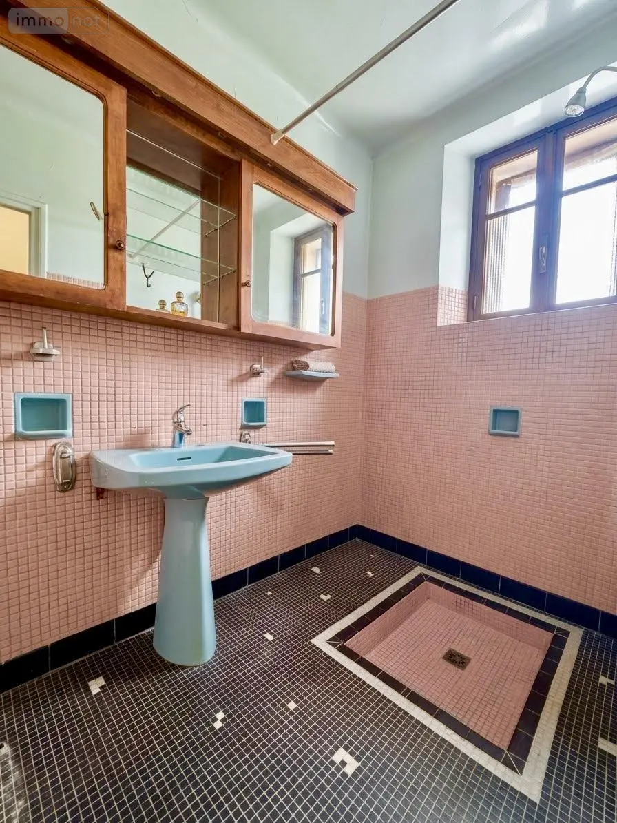 Maison a vendre Saint-Chély-d'Apcher 48200 Lozère 48 183 m2 184000 euros 48032-248 011