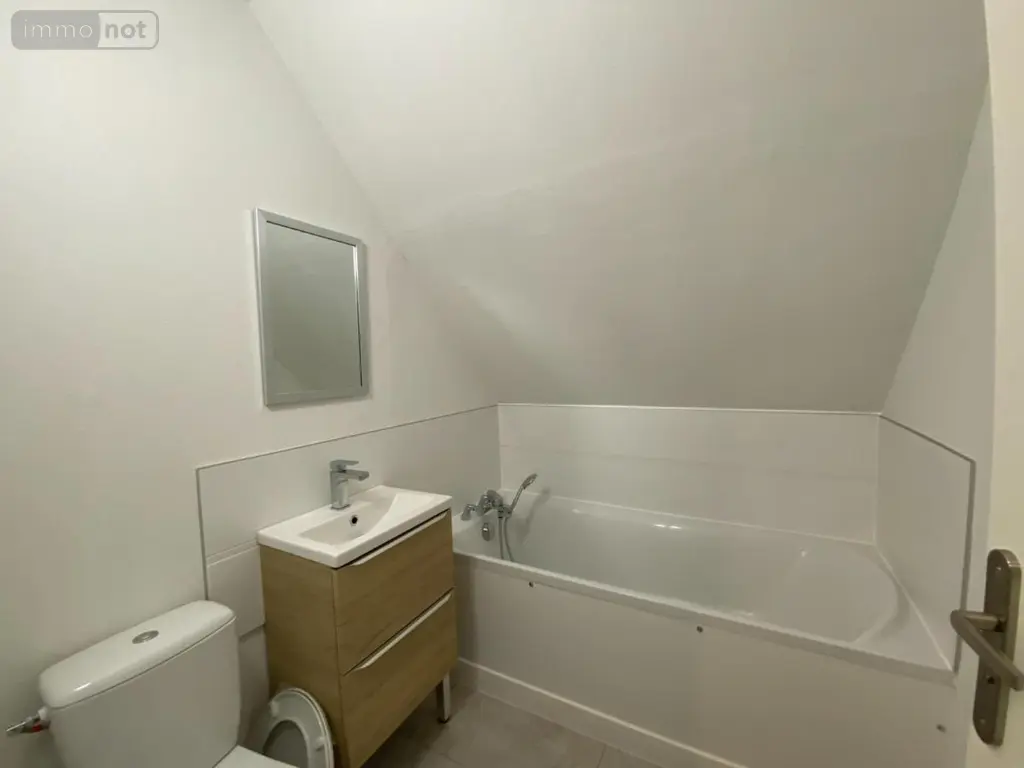 Location maison Malaunay 76770 Seine-Maritime 76 86 m2 4 pièces 1070 euros 76009-L666 007