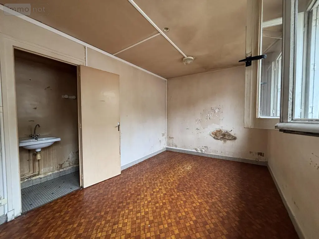 Appartement a vendre Tours 37000 Indre-et-Loire 37 27 m2 1 pièce 69550 euros 37037-26 002