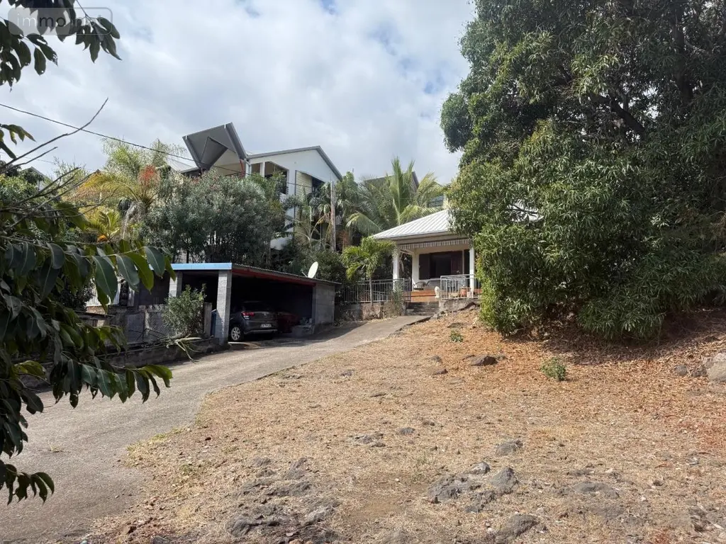 Terrain a batir a vendre Saint-Leu 97436 La Réunion 974 1090000 euros 97410-719 003