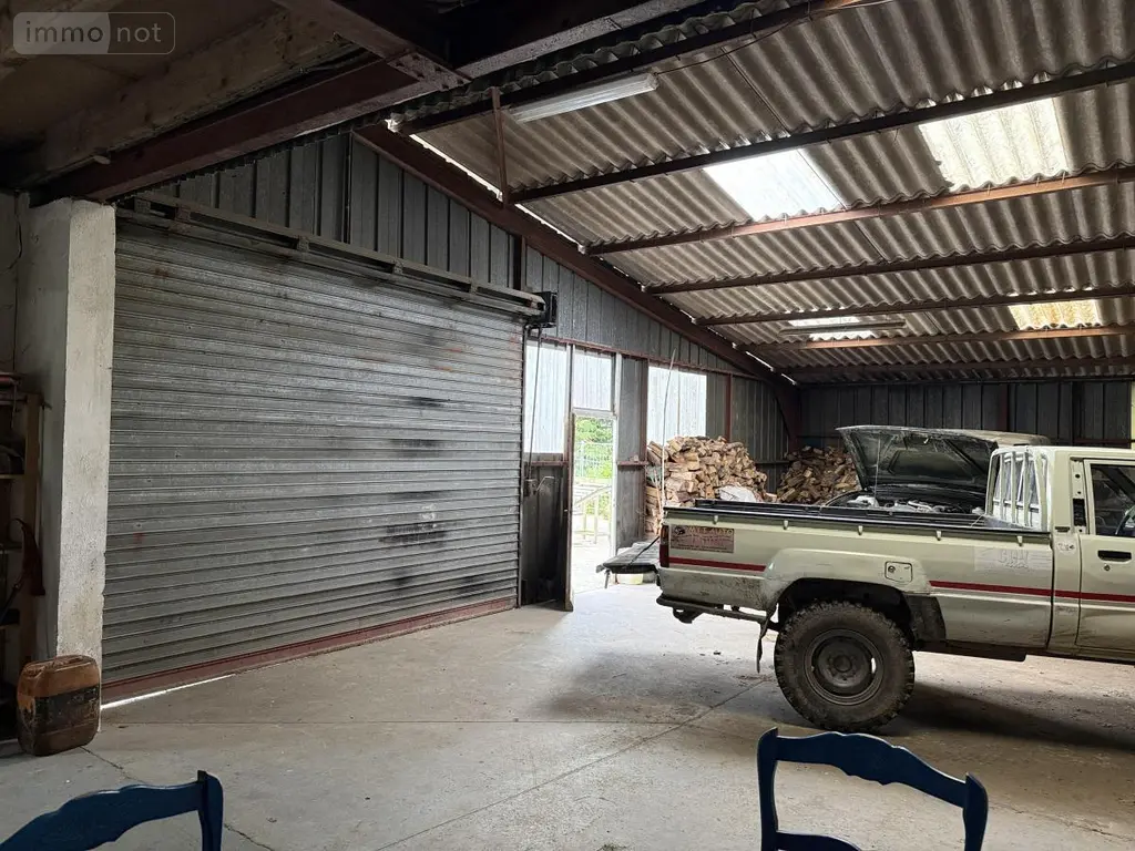 Immeuble de rapport a vendre Ménéac 56490 Morbihan 56 300 m2 74500 euros 22115-3567 005