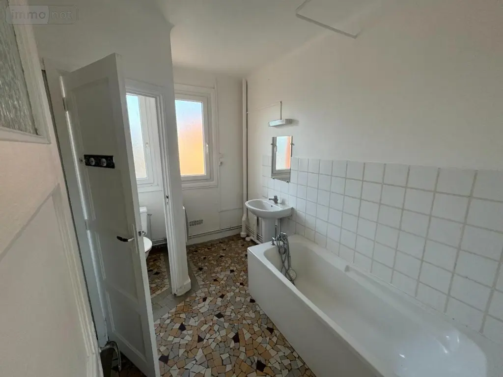 Location appartement Lille 59800 Nord 59 52 m2 670 euros 59007-L72 005