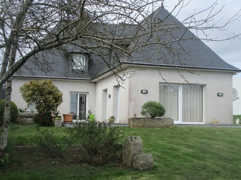 Maison a vendre Carhaix-Plouguer 29270 Finistère 29 226 m2 8 pièces 378000 euros 29064-2764 001