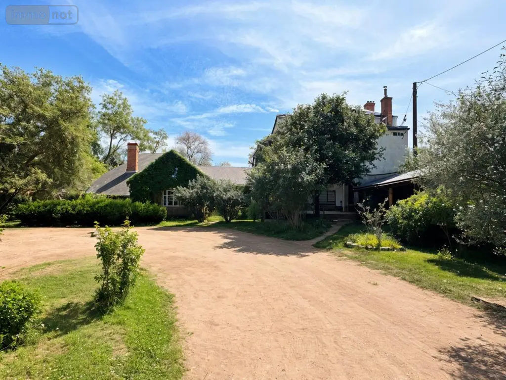Maison a vendre Loire-Authion 49250 Maine-et-Loire 49 300 m2 8 pièces 488250 euros 49114-822 012