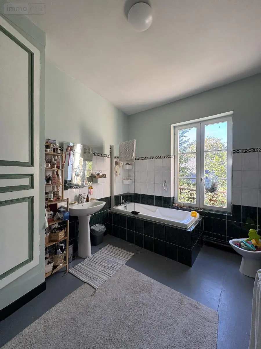 Maison a vendre Laon 02000 Aisne 02 220 m2 9 pièces 249000 euros 02002-370 012