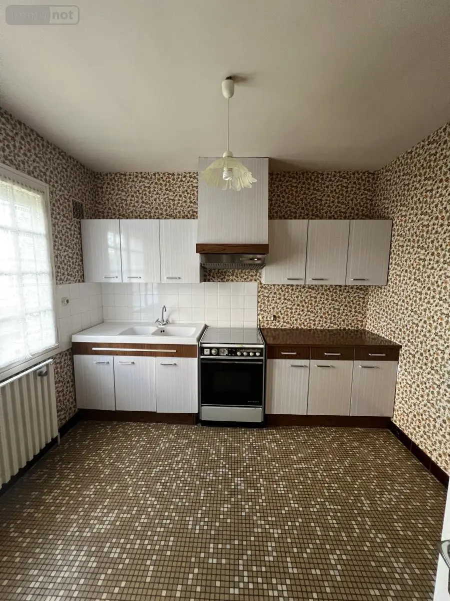 Maison a vendre Meslay-du-Maine 53170 Mayenne 53 76 m2 94275 euros 53018-1846 006