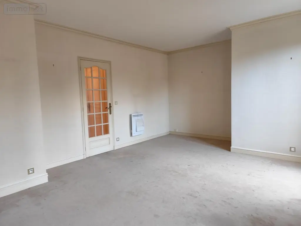 Location appartement Montargis 45200 Loiret 45 66 m2 2 pièces 685 euros 45052-L300 013