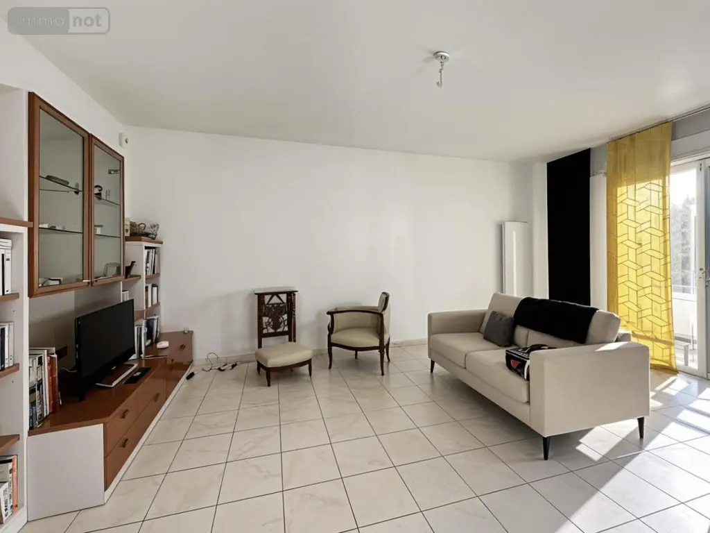 Appartement a vendre Avrillé 49240 Maine-et-Loire 49 69 m2 3 pièces 262500 euros 49114-784 004