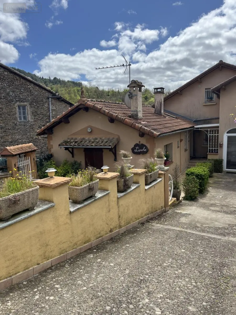 Maison a vendre Nant 12230 Aveyron 12 170 m2 4 pièces 180000 euros 12051-28 018