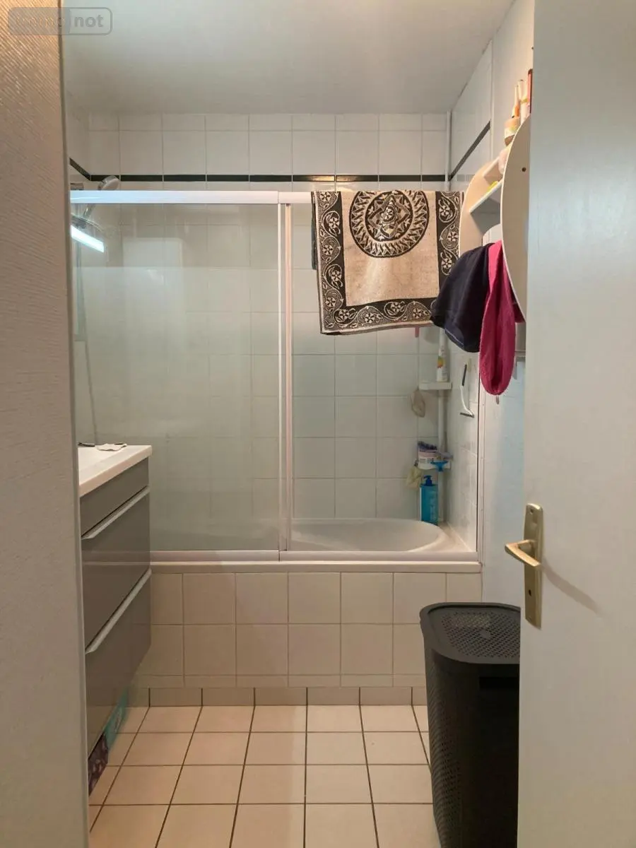 Location appartement Petit-Couronne 76650 Seine-Maritime 76 72 m2 3 pièces 810 euros 76026-L429 006