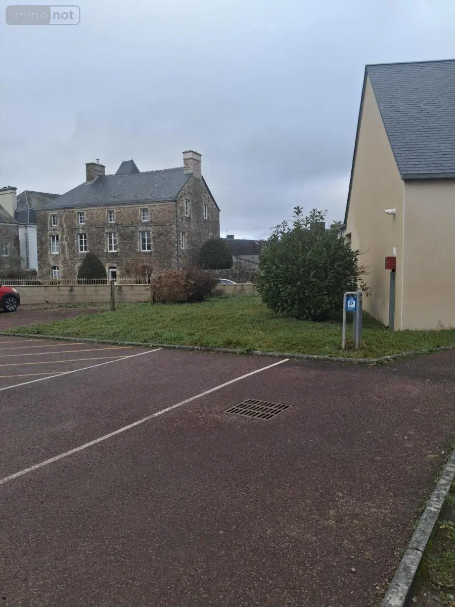 Location fonds et murs commerciaux La Haye 50250 Manche 50 157 m2 700 euros 50061-L215 022