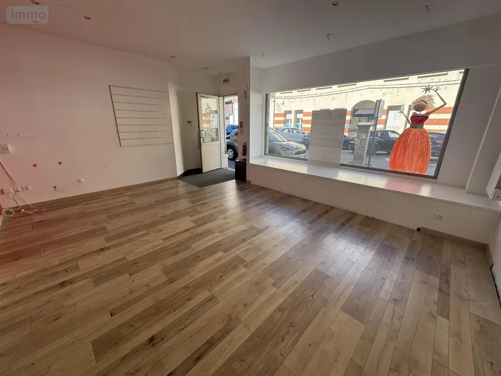 Location fonds et murs commerciaux Cambrai 59400 Nord 59 70 m2 1100 euros 59084-L1501 002