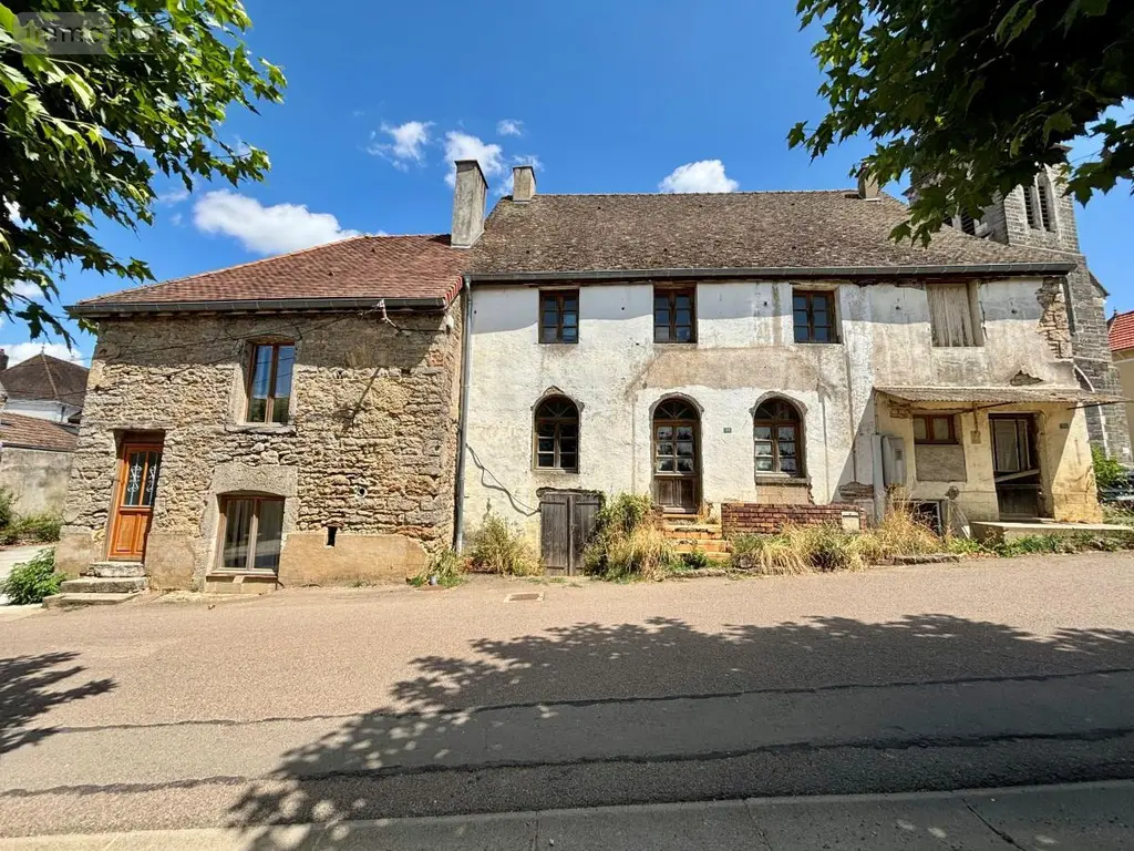 Maison a vendre Saint-Gilles 71510 Saône-et-Loire 71 300 m2 3 pièces 252000 euros 71057-51 001