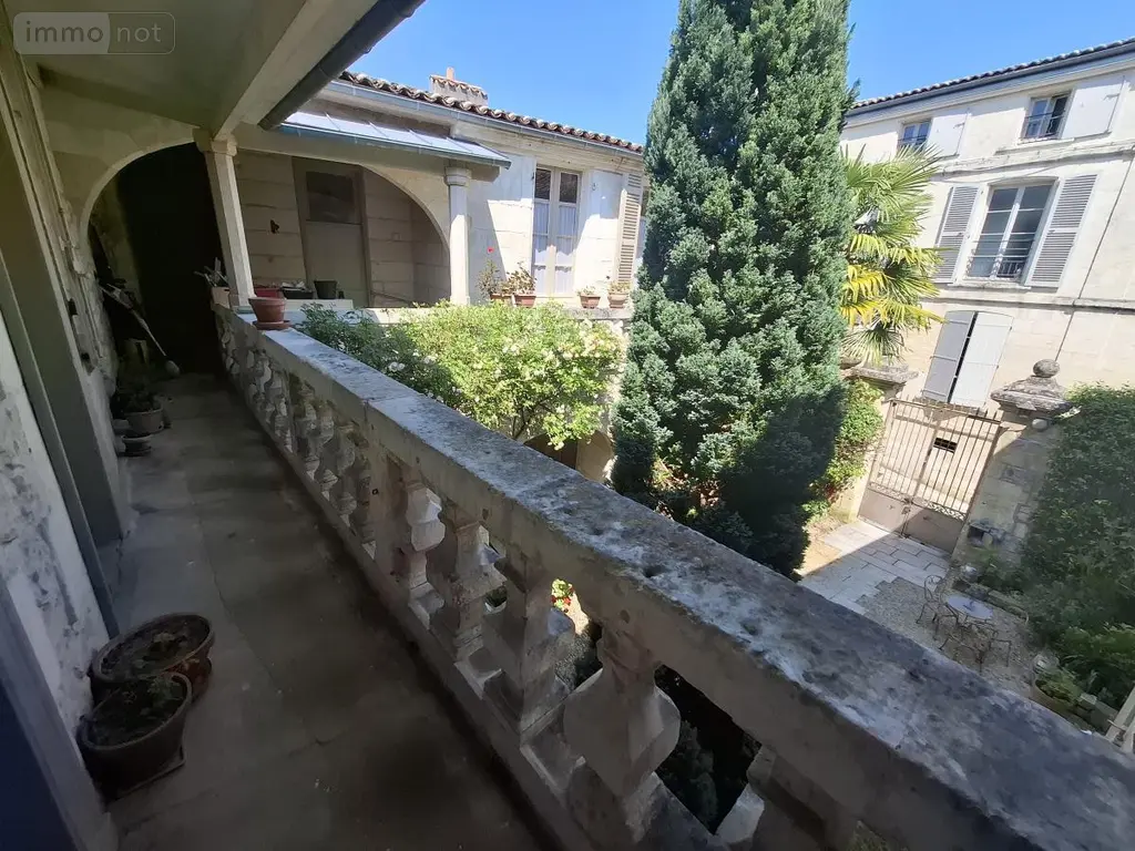 Maison a vendre Saintes 17100 Charente-Maritime 17 350 m2 13 pièces 988000 euros 17111-674 057