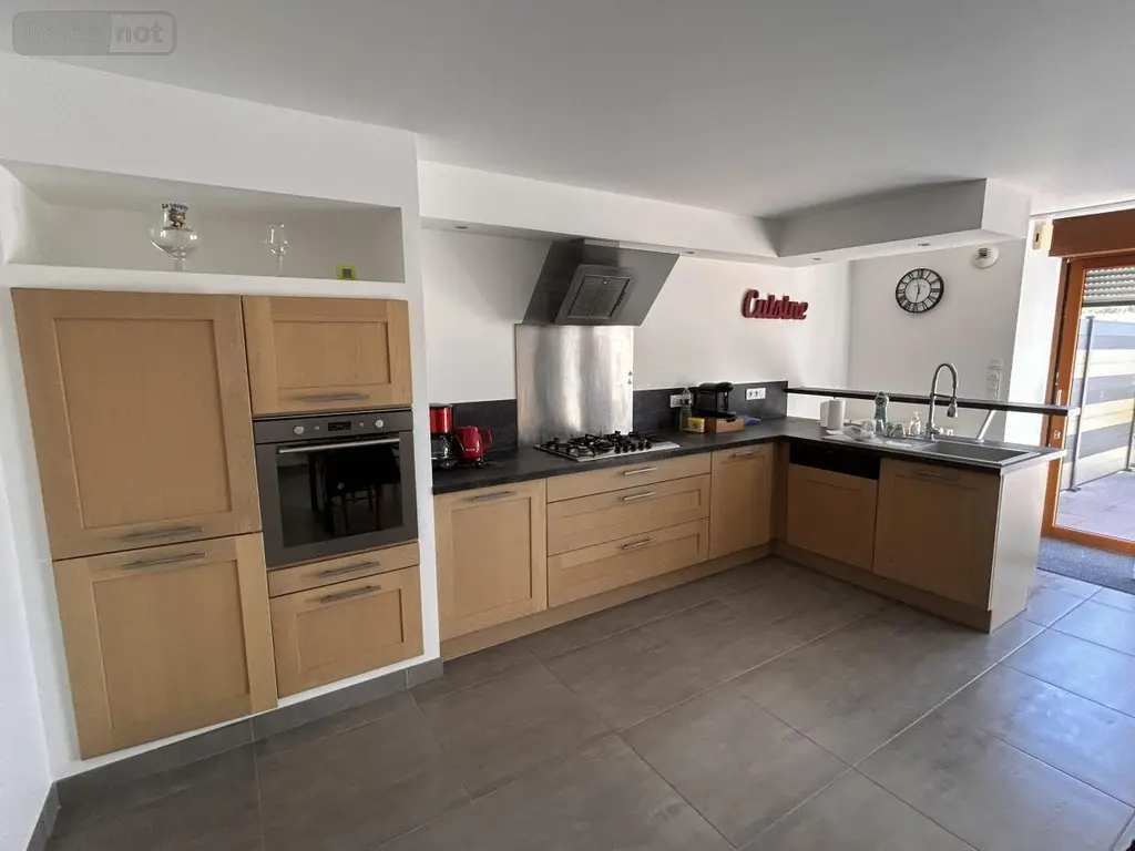 Location maison Monteneuf 56380 Morbihan 56 105 m2 800 euros 56046-L229 004