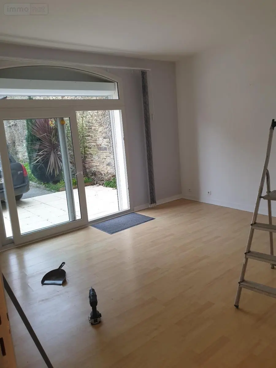 Appartement a vendre Carhaix-Plouguer 29270 Finistère 29 67 m2 3 pièces 116050 euros 29064-2777 008