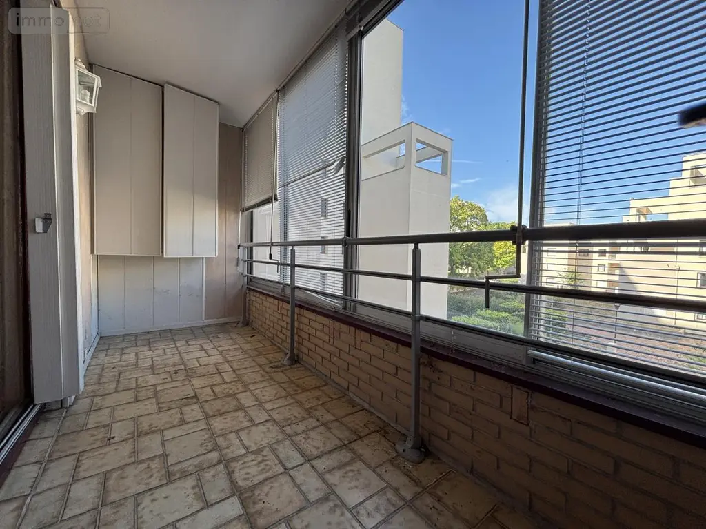 Appartement a vendre Montigny-le-Bretonneux 78180 Yvelines 78 93 m2 5 pièces 268800 euros 27063-1490 002