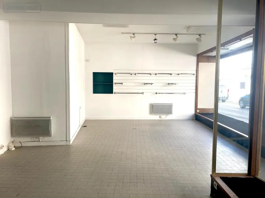 Fonds et murs commerciaux a vendre Nantua 01130 Ain 01 65 m2 51500 euros 01048-233 002