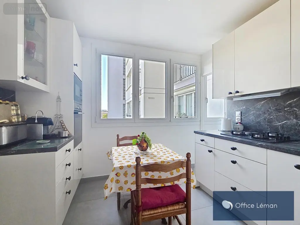 Appartement a vendre Ferney-Voltaire 01210 Ain 01 69 m2 3 pièces 360000 euros 01047-870 004
