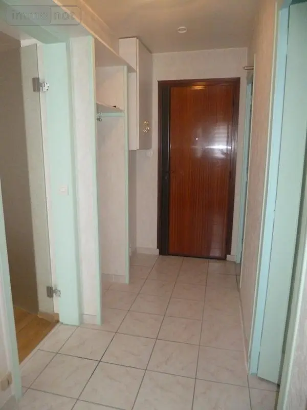 Location appartement Bourg-en-Bresse 01000 Ain 01 39 m2 1 pièce 545 euros Le Panorama 002