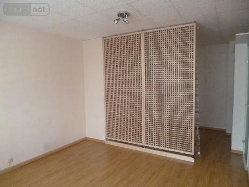 Location appartement Bourg-en-Bresse 01000 Ain 01 39 m2 1 pièce 545 euros Le Panorama 003