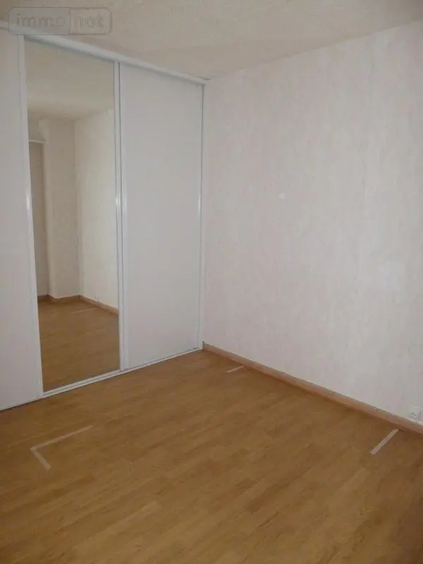 Location appartement Bourg-en-Bresse 01000 Ain 01 39 m2 1 pièce 545 euros Le Panorama 004