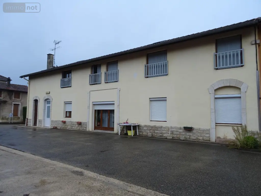 Location appartement Buellas 01310 Ain 01 84 m2 4 pièces 715 euros T4 CORGENON 009