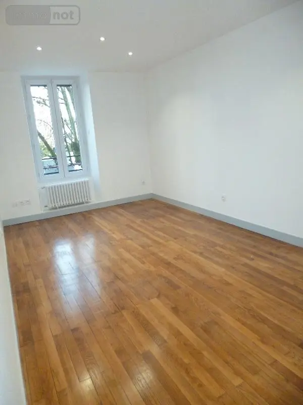 Location appartement Bourg-en-Bresse 01000 Ain 01 73 m2 3 pièces 730 euros T3 MAGINOT 005