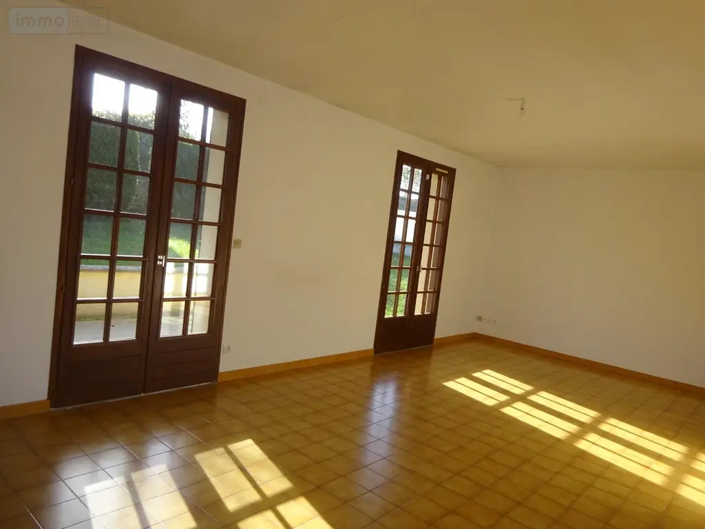 Location maison Arcisses 28400 Eure-et-Loir 28 100 m2 4 pièces 870 euros LOC MAR 270 005