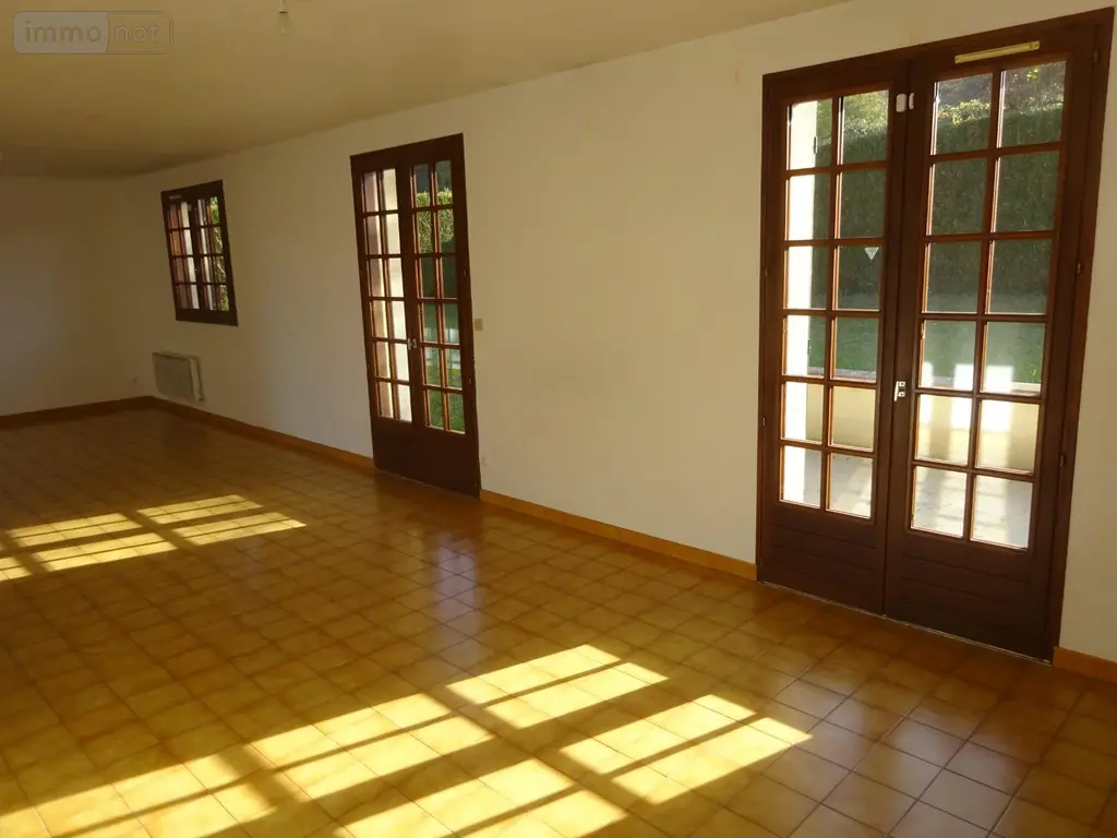 Location maison Arcisses 28400 Eure-et-Loir 28 100 m2 4 pièces 870 euros LOC MAR 270 007