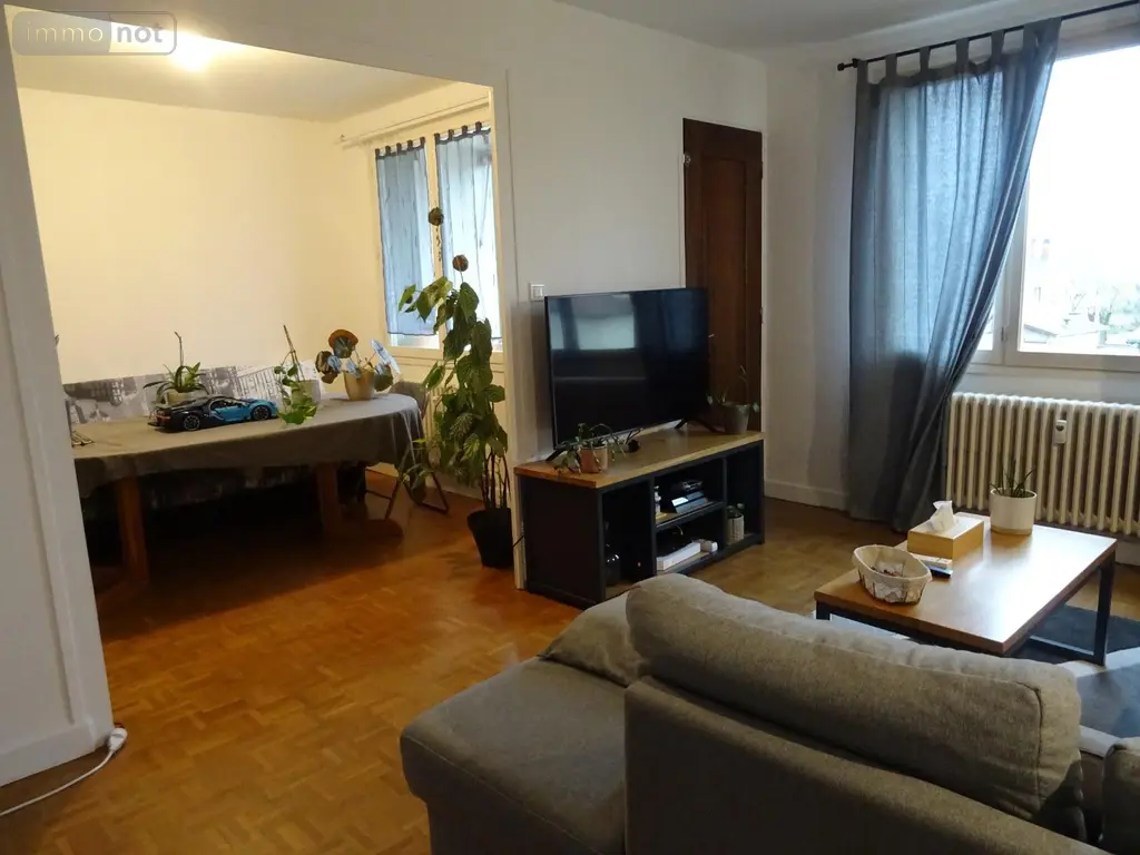 Location appartement Bourg-en-Bresse 01000 Ain 01 72 m2 4 pièces 770 euros LE FLORIAN 002