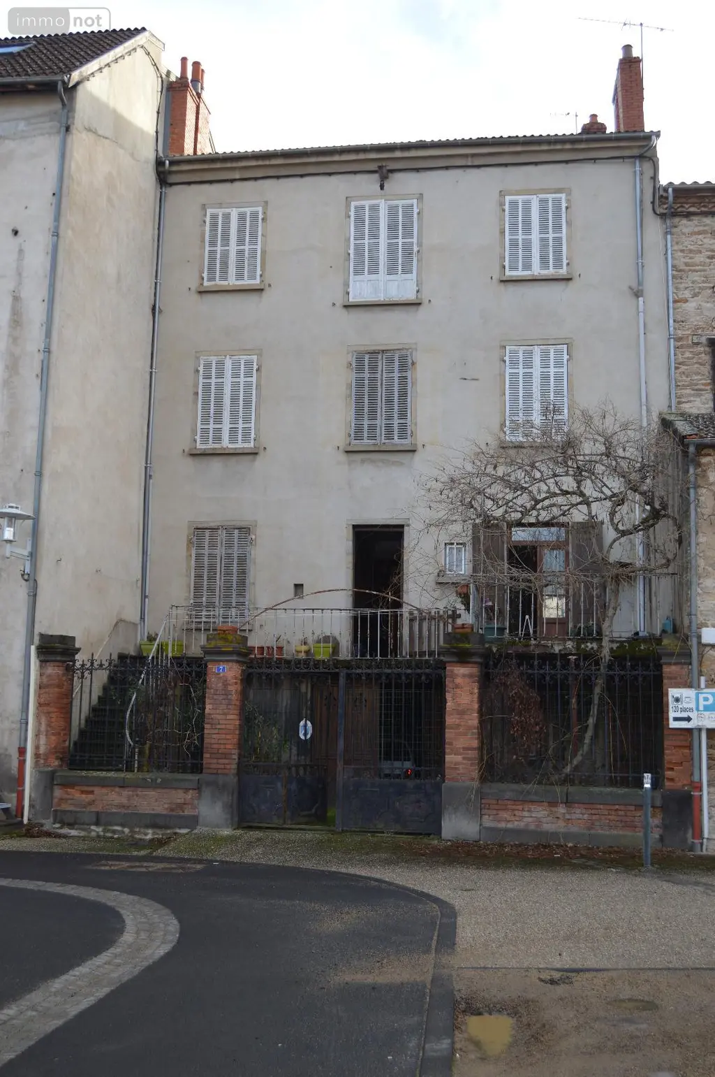 Maison a vendre Massiac 15500 Cantal 15 185 m2 10 pièces 150000 euros MRA08 001