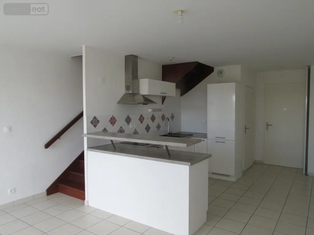 Location appartement Saint-Gilles 35590 Ille-et-Vilaine 35 92 m2 4 pièces 940 euros 24 002