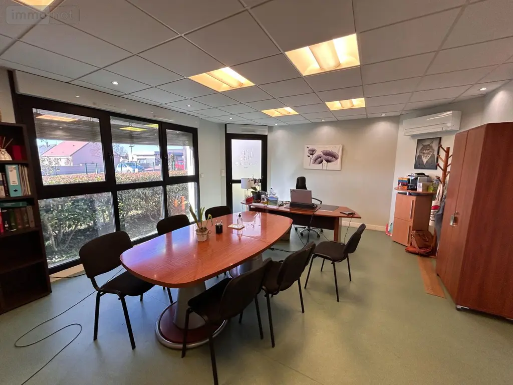Fonds et murs commerciaux a vendre Genillé 37460 Indre-et-Loire 37 190 m2 7 pièces 291200 euros 37089/2023/02 003