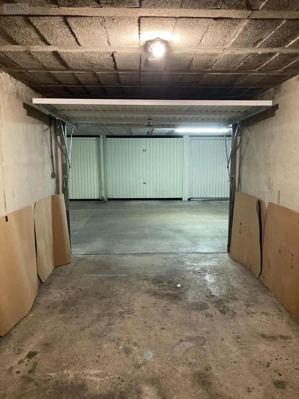 Location garage et parking Chalon-sur-Saône 71100 Saône-et-Loire 71 12 m2 80 euros 18 Rue Maréchal de Lattre de Tassigny 003