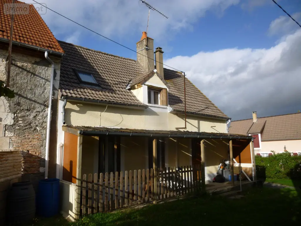 Maison a vendre La Celle-sur-Loire 58440 Nièvre 58 99 m2 5 pièces 103800 euros ST 239 002