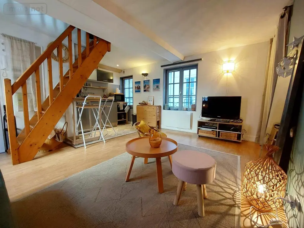Location appartement Honfleur 14600 Calvados 14 22 m2 525 euros LO720 001