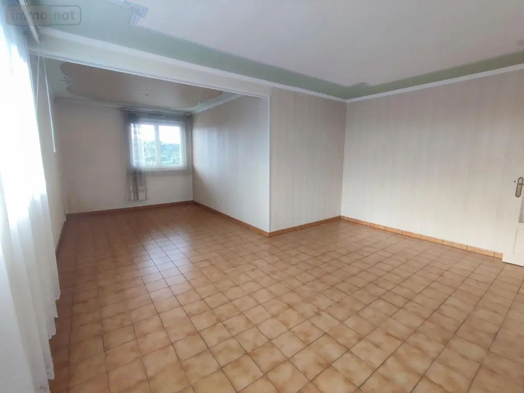 Appartement a vendre Caudebec-lès-Elbeuf 76320 Seine-Maritime 76 79 m2 4 pièces 89000 euros 2024-040 003