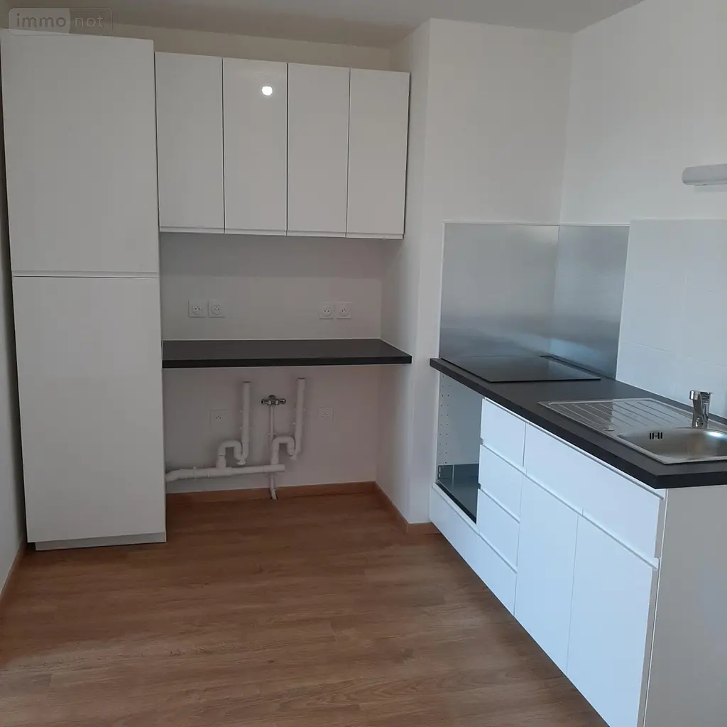 Location appartement Honfleur 14600 Calvados 14 47 m2 2 pièces 685 euros LO718 001
