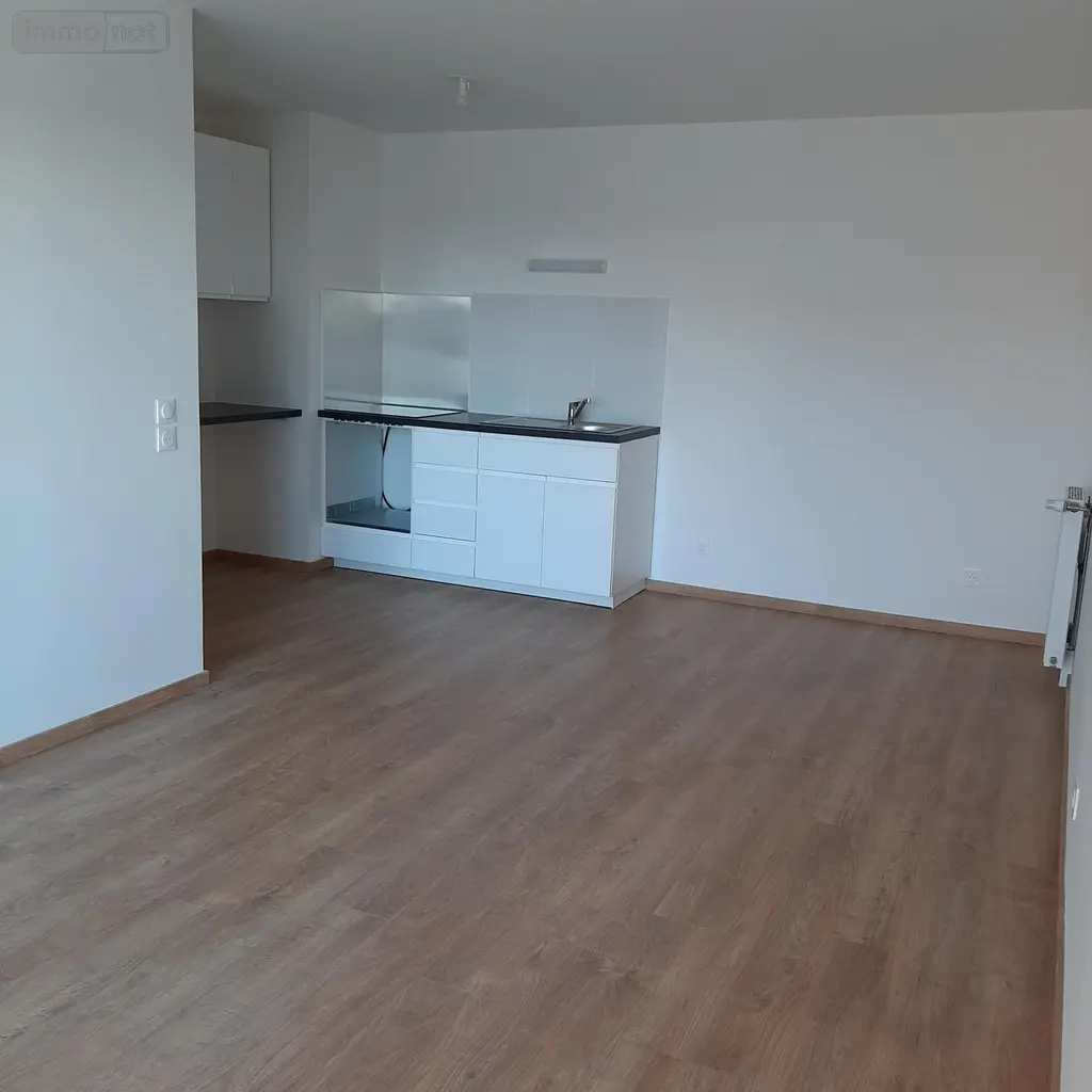 Location appartement Honfleur 14600 Calvados 14 47 m2 2 pièces 685 euros LO718 002