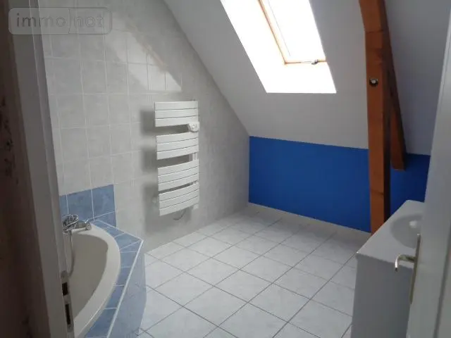 Location maison Saint-Germain-du-Plain 71370 Saône-et-Loire 71 183 m2 6 pièces 1600 euros STG-L1 015