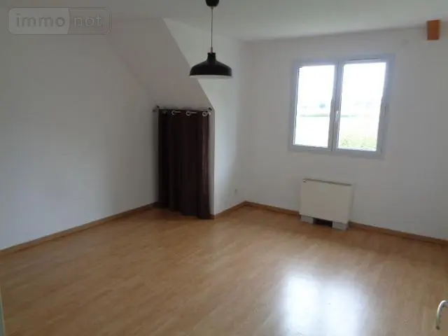Location maison Saint-Germain-du-Plain 71370 Saône-et-Loire 71 183 m2 6 pièces 1600 euros STG-L1 017
