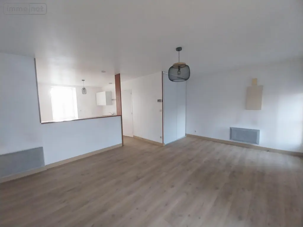 Location maison Le Genest-Saint-Isle 53940 Mayenne 53 79 m2 4 pièces 580 euros 53090-702 003