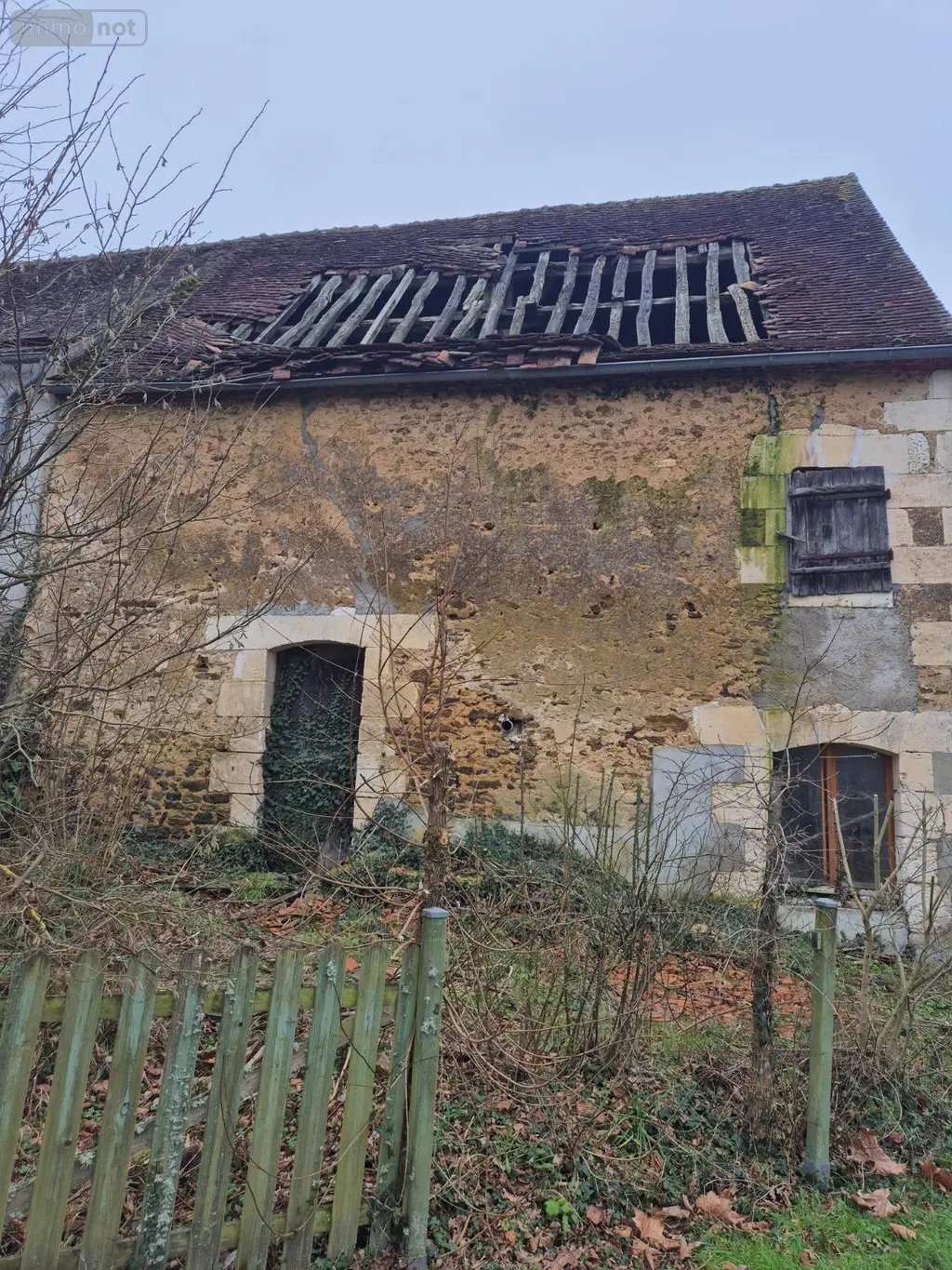 Bien agricole a vendre Saints-en-Puisaye 89520 Yonne 89 95 m2 1 pièce 13600 euros Ref 079 001