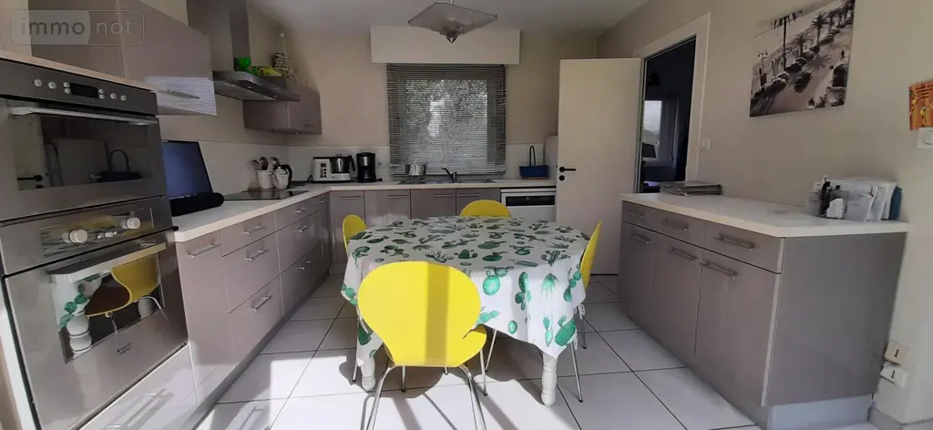 Maison a vendre Scaër 29390 Finistère 29 252 m2 11 pièces 331700 euros MA 1312 003